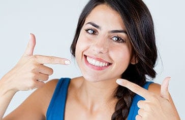 clareamento dental em osasco, na Odontopure Odontologia 